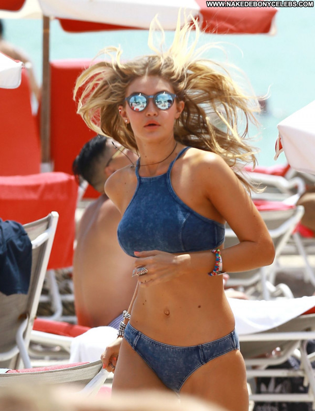 Gigi Hadid No Source  Bikini Beautiful Celebrity Posing Hot Babe