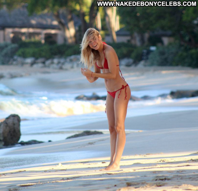 Kimberley Garner No Source Candids Posing Hot Beautiful Celebrity