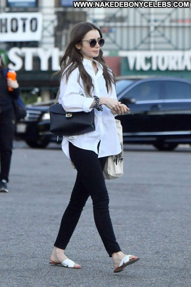 Lily Collins West Hollywood Hollywood West Hollywood Shopping Posing